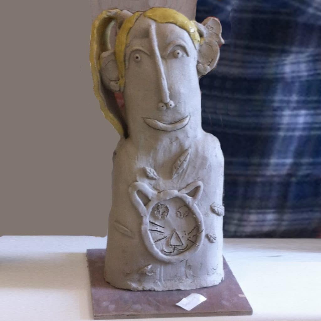 AP2M Escapade Poterie modelage enfants adeline têtes trombines