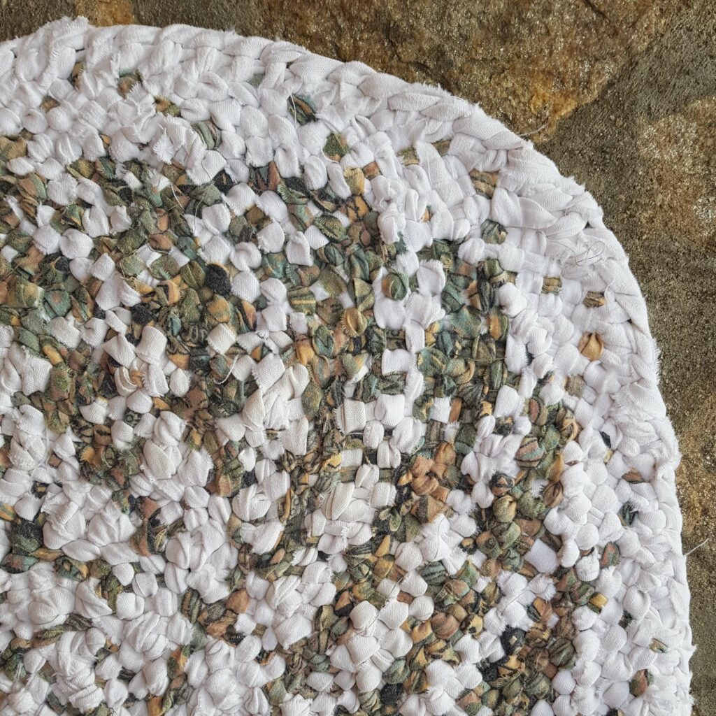tressyclage tapis de chiffons tressés oval tissus_blanc beige