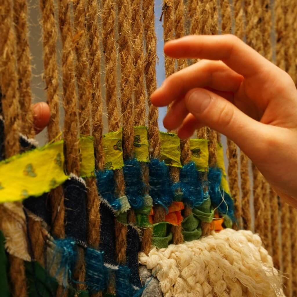 Œuvre participative_tissage collectif nadine marchal